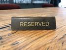 Табличка RESERVED латунная, с патиной, 10х3,5 см